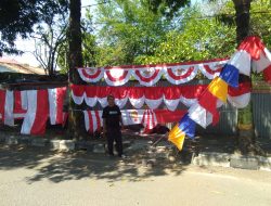 Duh!! Cerita Penjual Bendera Merah Putih di Rembang, Omzet Anjlok Turun Drastis