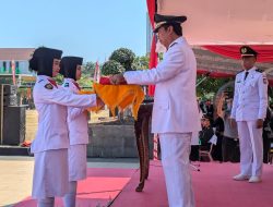 Peringati HUT RI ke-79 , Bupati Rembang Ajak Warga Gelorakan Semangat “Persatuan Indonesia”
