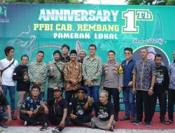 Pakdhe Harno Resmi Membuka Pameran Bonsai dalam Rangka HUT PPBI Cabang Rembang