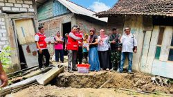 Longsor Ancam Permukiman di Rembang, Warga Gunungsari Terima Bantuan Darurat