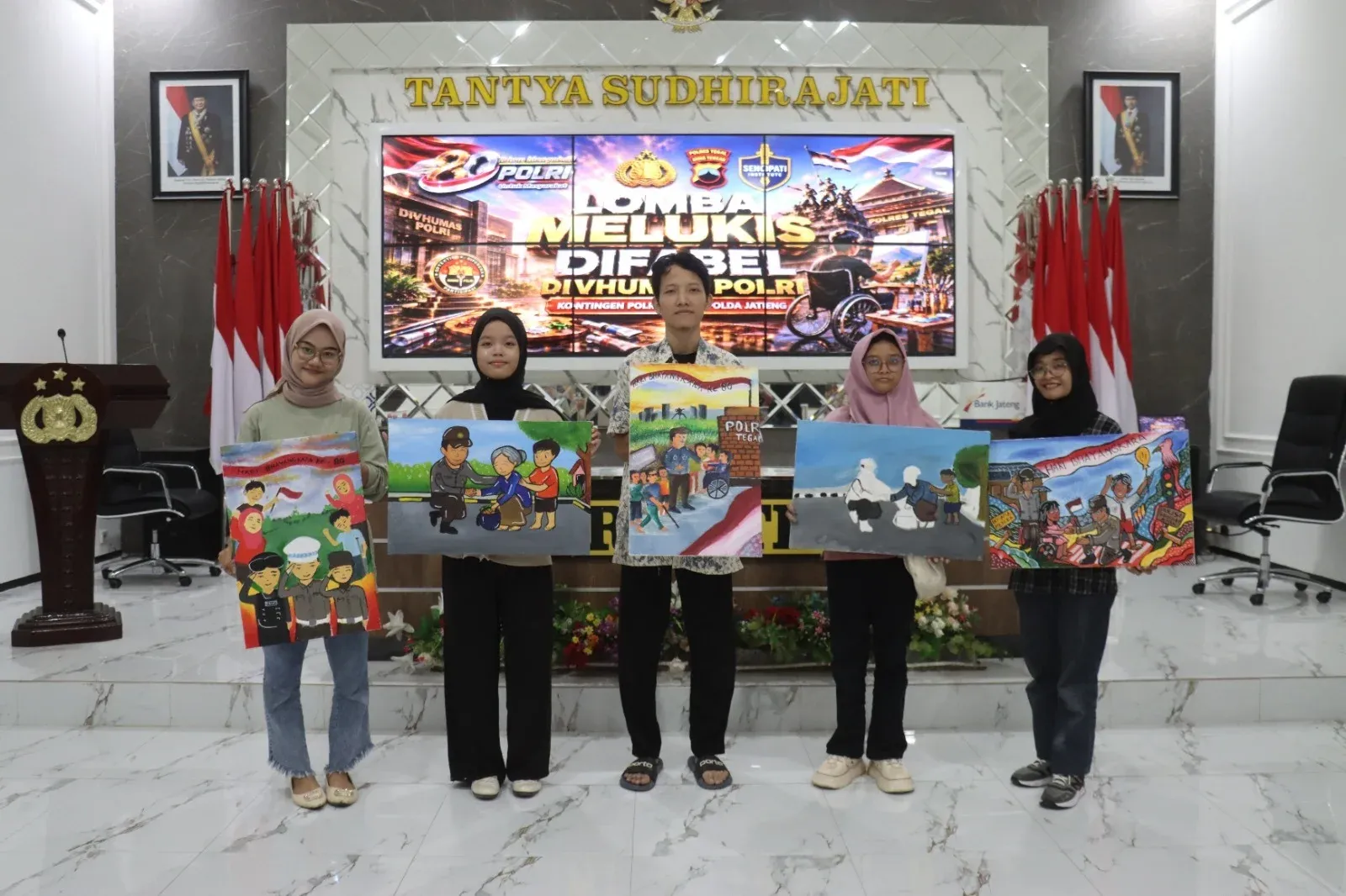 5 Pelukis Difabel Asal Tegal Ikuti Lomba Konten Kreatif Divisi Humas Polri LPP RRI