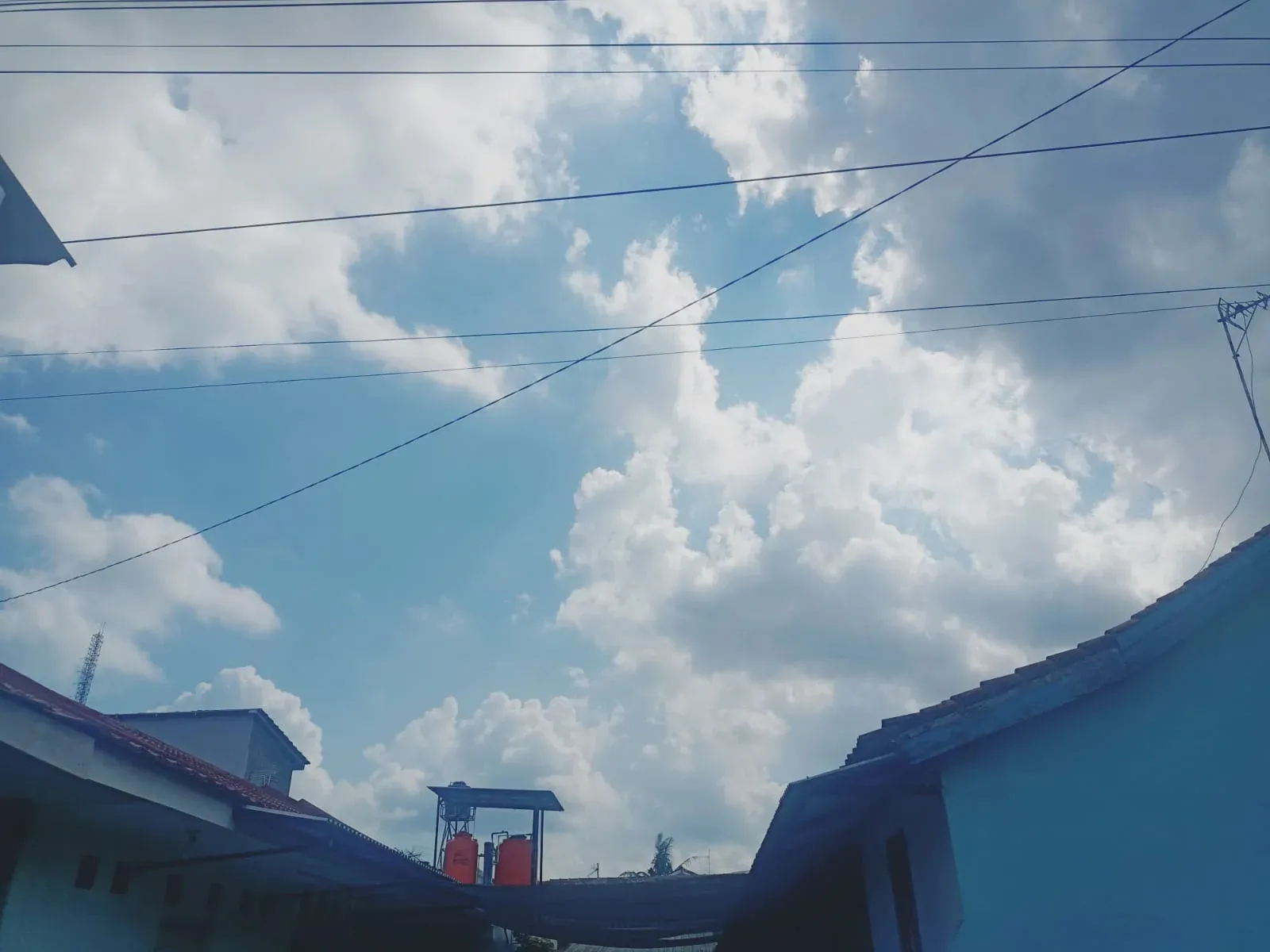 BMKG Purwokerto Berpotensi Diguyur Hujan Ringan, Warga Diminta Waspada Kebakaran