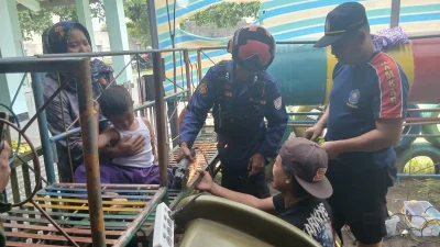 Bocah PAUD di Adipala Terselamatkan dari Terjebaknya Kaki di Besi Permainan
