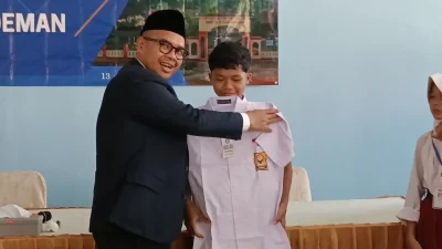 Pemkab Batang Siapkan Seragam Gratis untuk Siswa Baru Sekolah Negeri dan Swasta