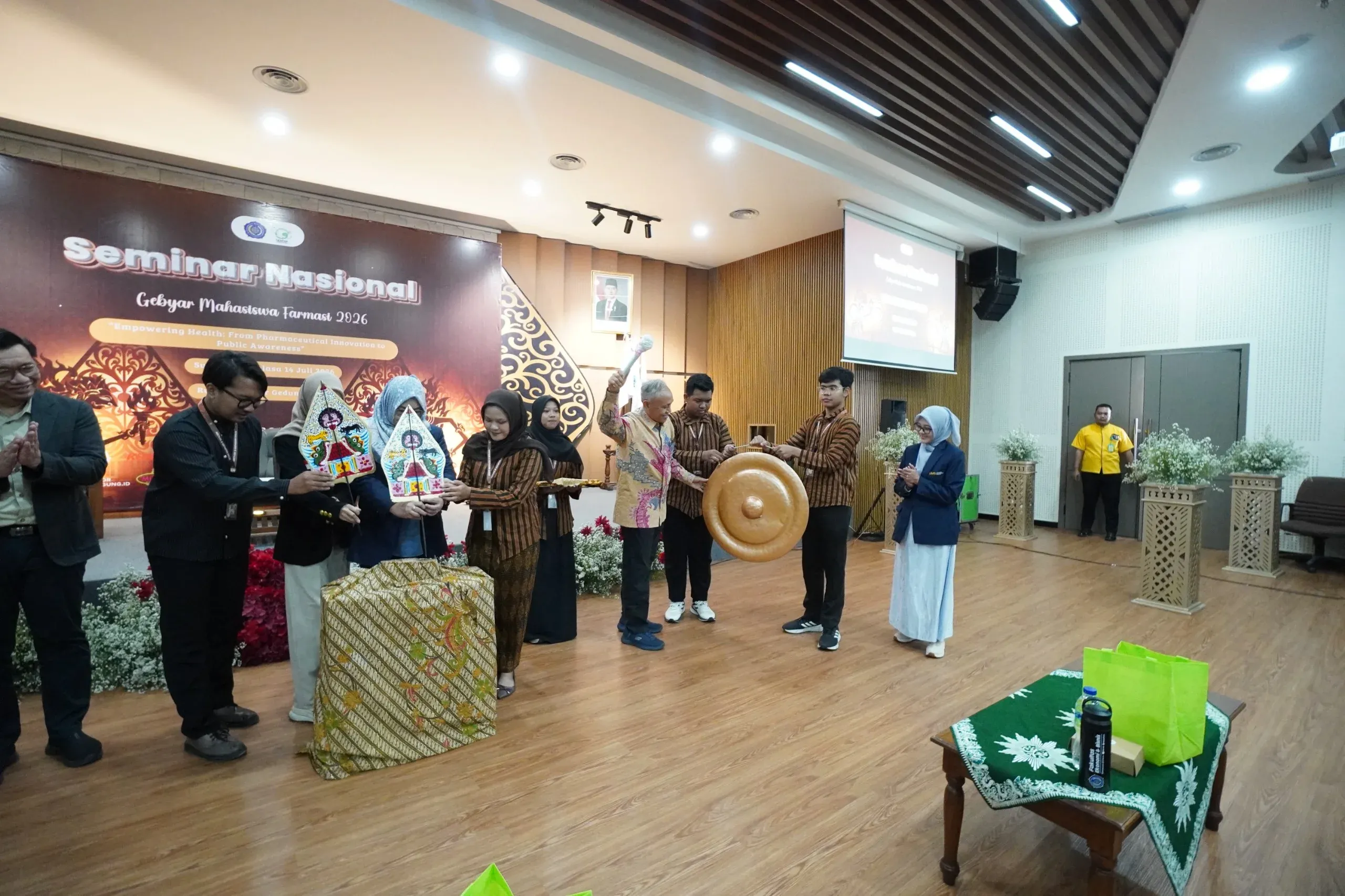 Perkuat Kolaborasi Mahasiswa Farmasi UMS Ditingkatkan untuk Mendorong Inovasi Berdampak pada Bidang Kesehatan